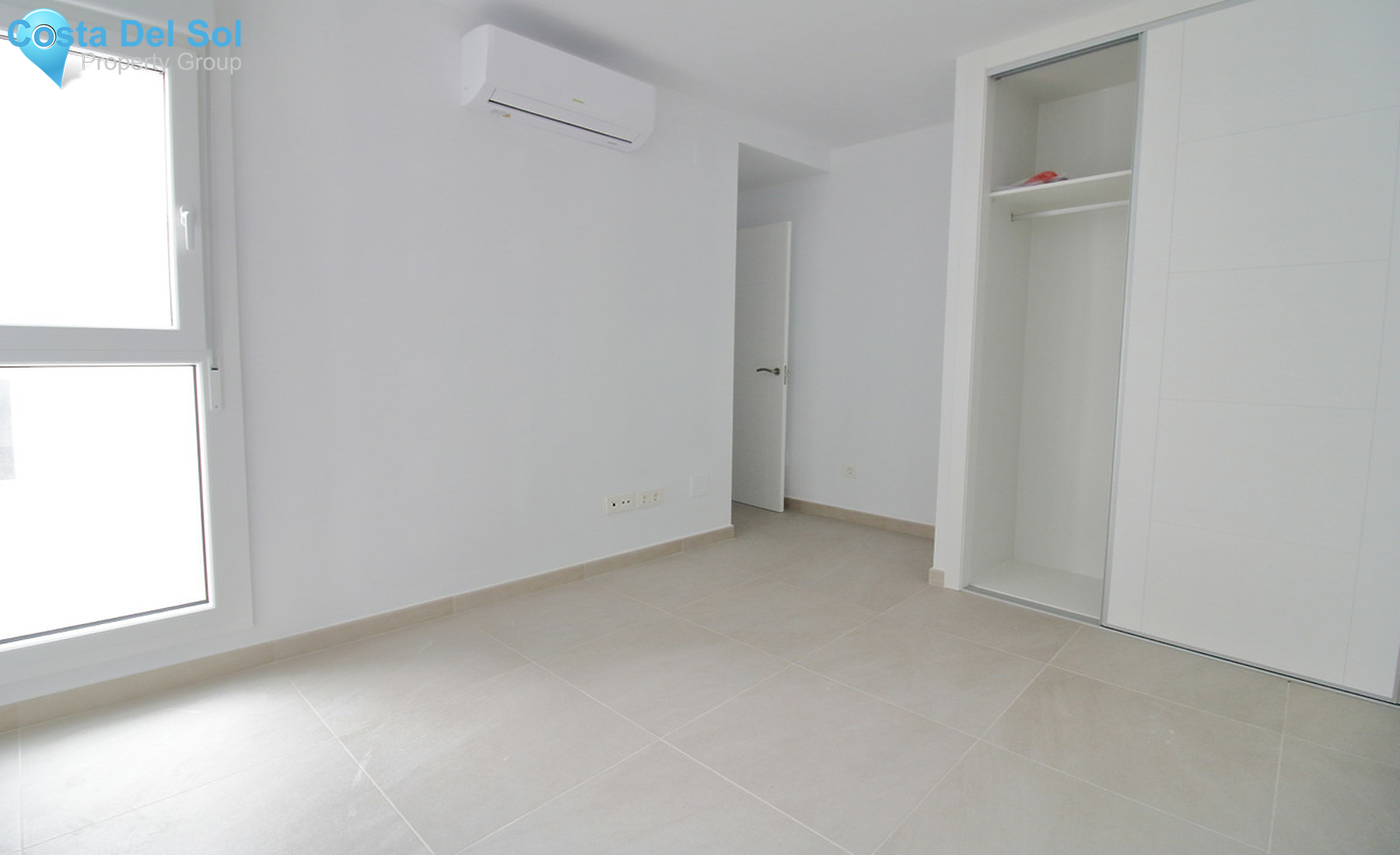 Top Floor Apartment in Fuengirola-1301278