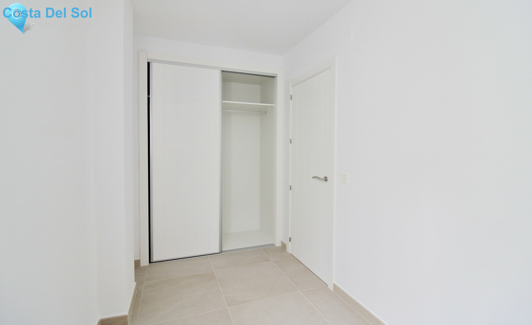 Top Floor Apartment in Fuengirola-1301282
