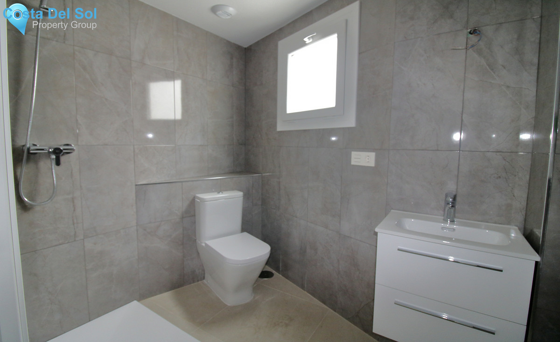 Top Floor Apartment in Fuengirola-1301283