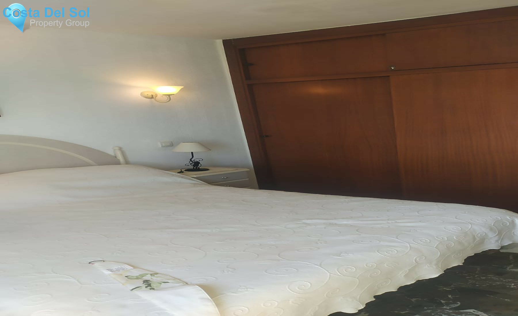 Top Floor Apartment in Fuengirola-1304315