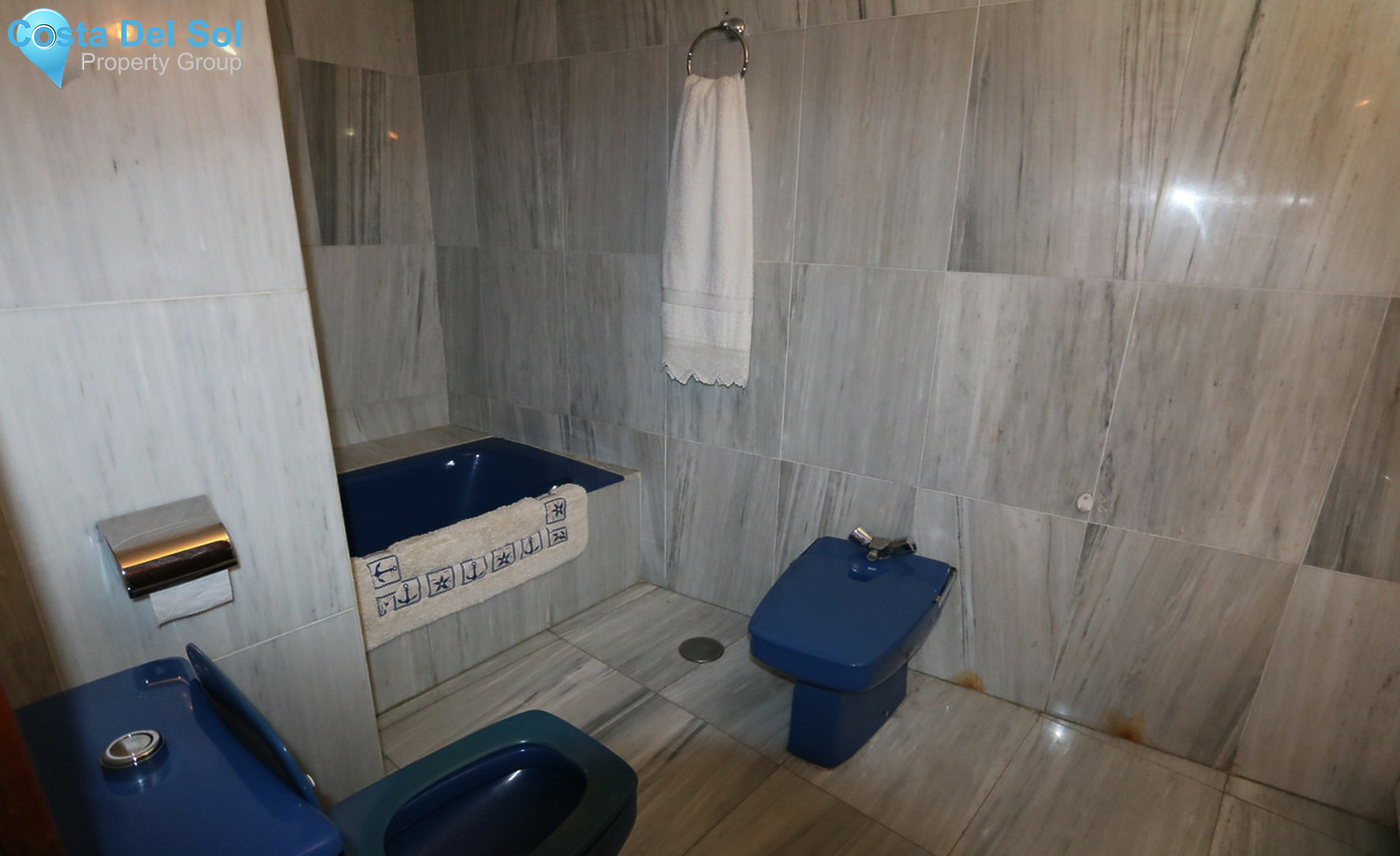 Top Floor Apartment in Fuengirola-1340473