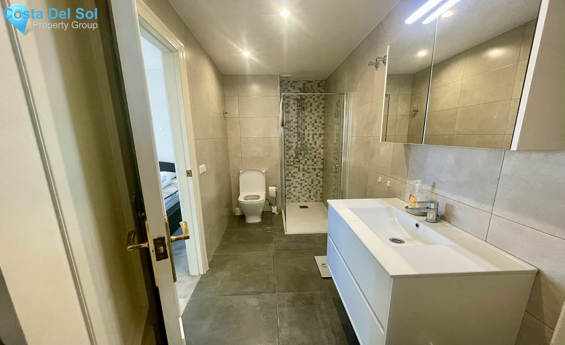 Top Floor Apartment in Fuengirola-1392976