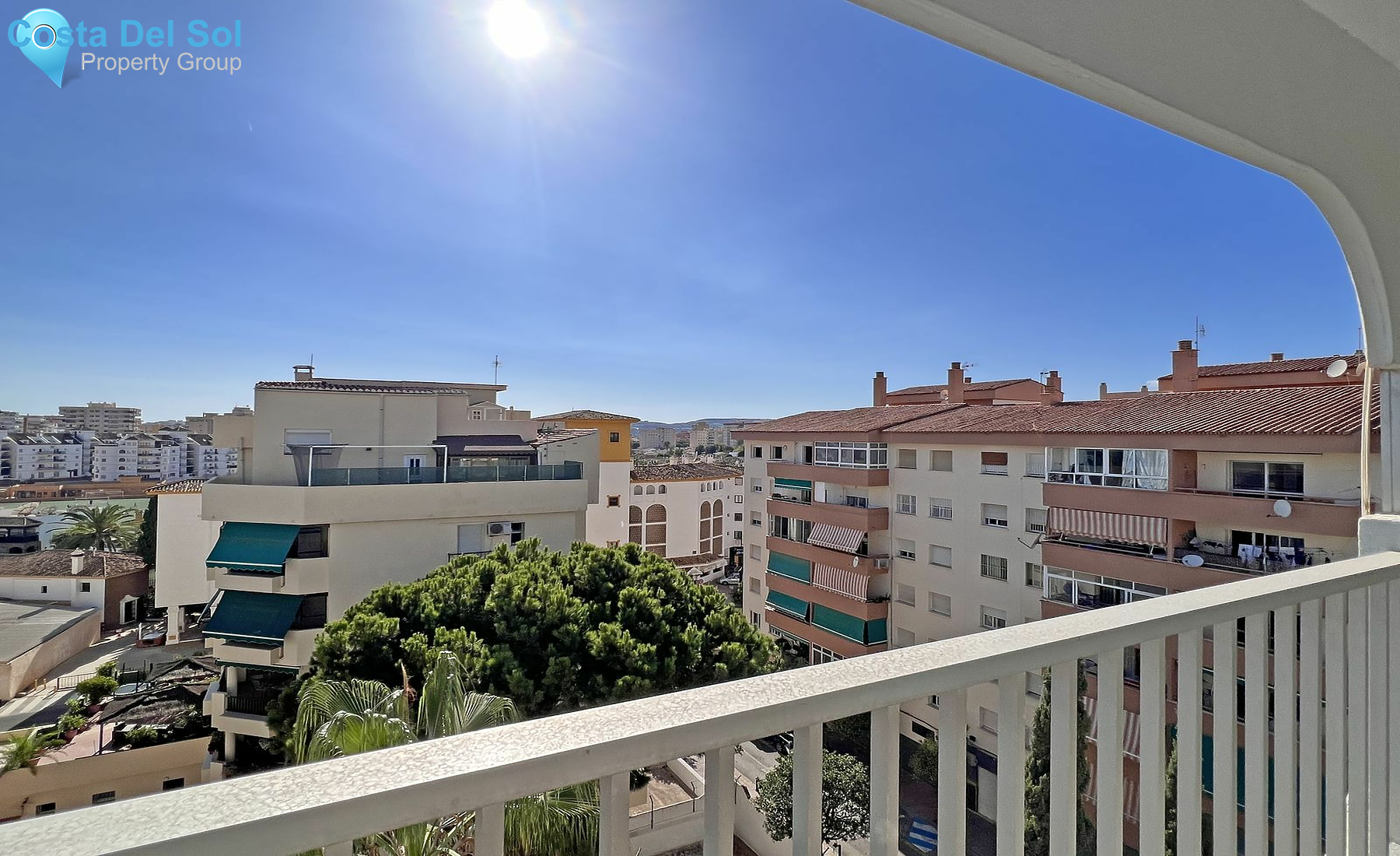 Top Floor Apartment in Fuengirola-1515340
