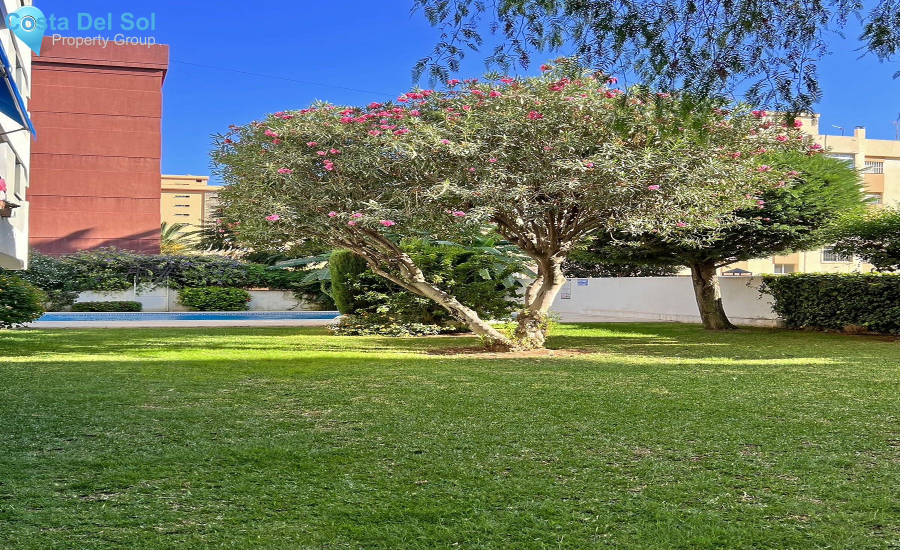 Top Floor Apartment in Fuengirola-1515350
