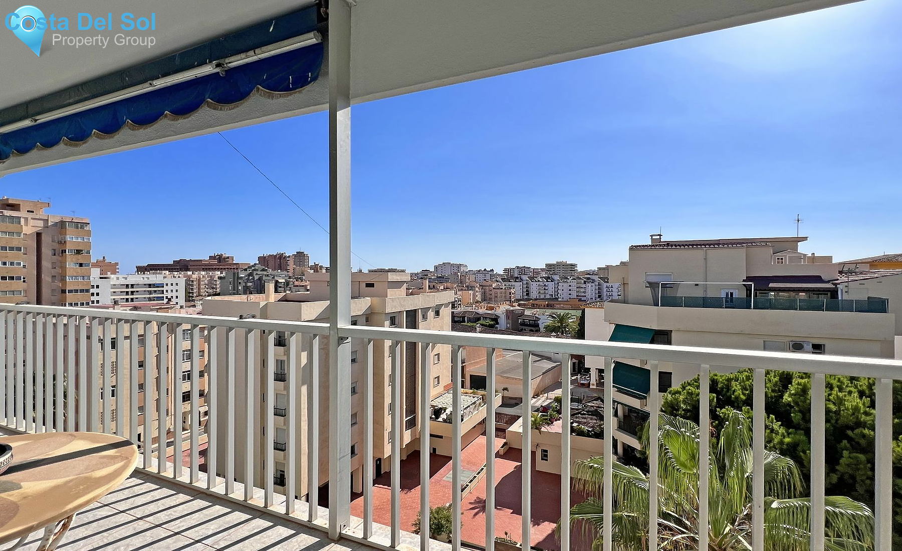 Top Floor Apartment in Fuengirola-1515333