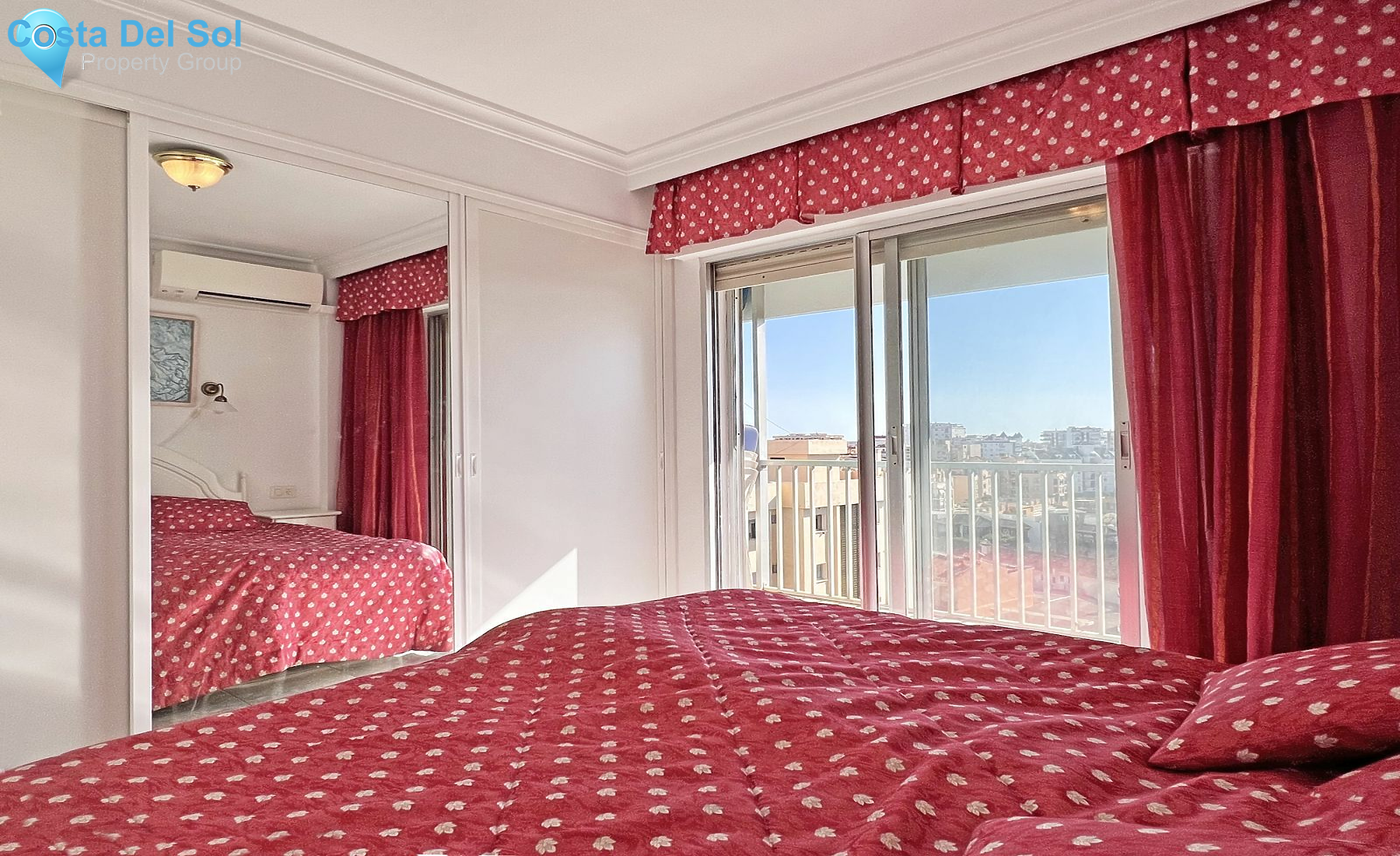 Top Floor Apartment in Fuengirola-1515335