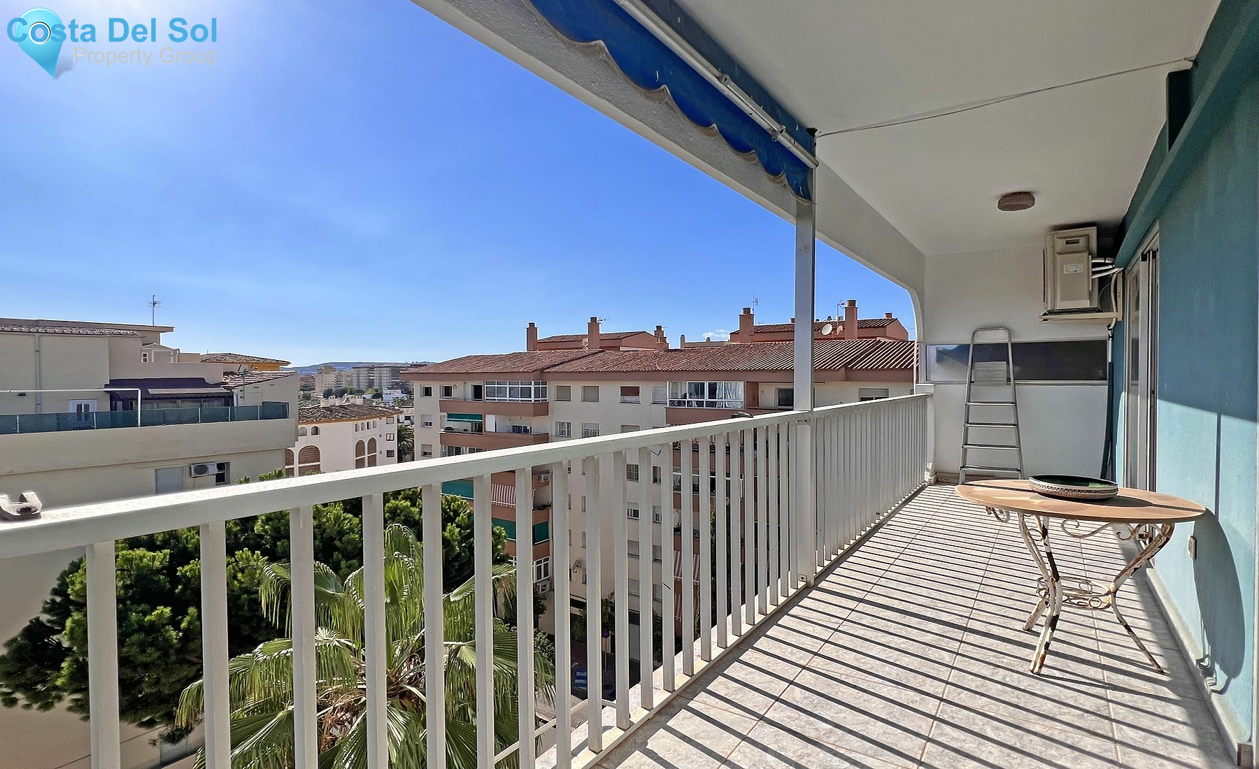 Top Floor Apartment in Fuengirola-1515339