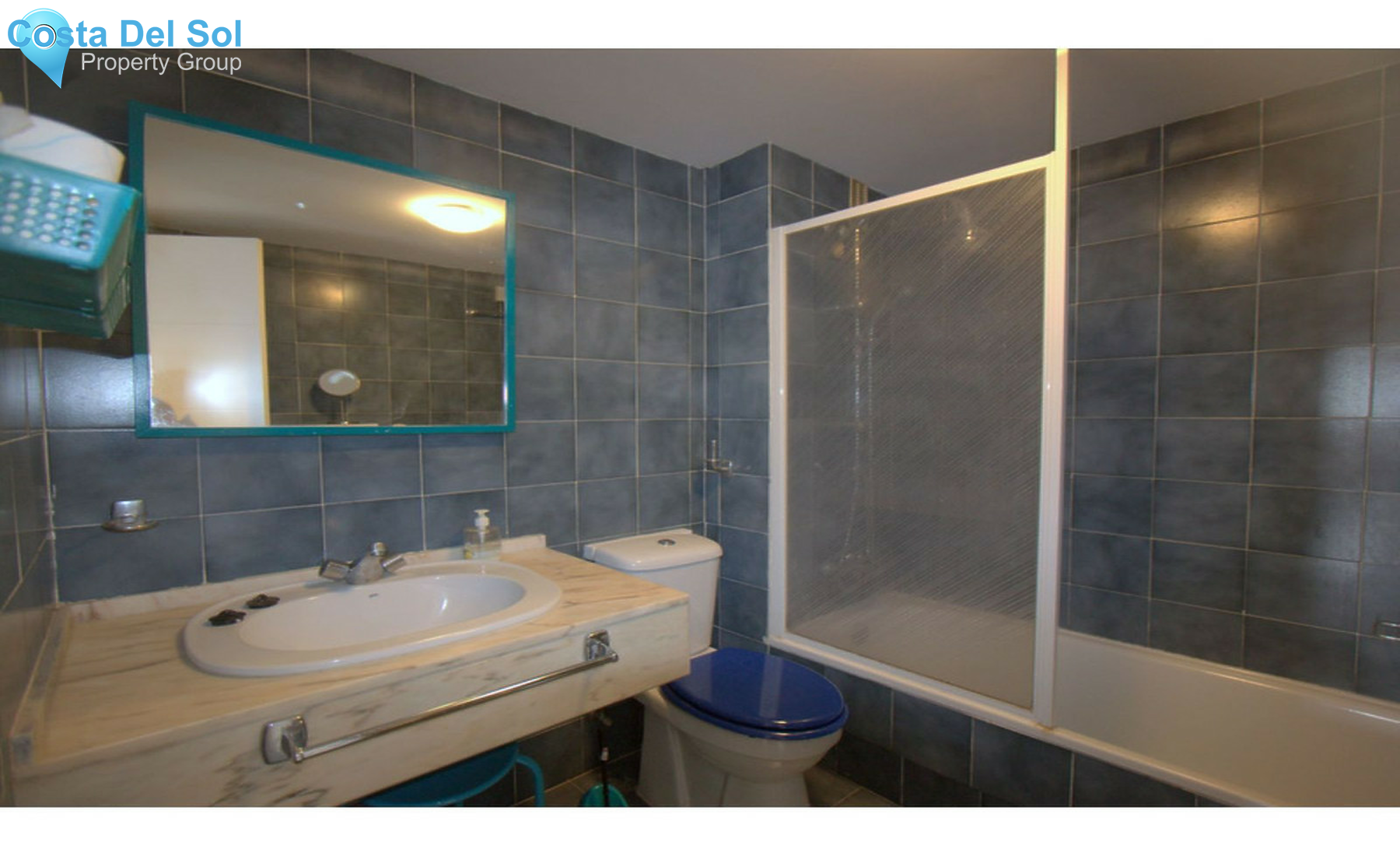 Top Floor Apartment in La Duquesa-1253077