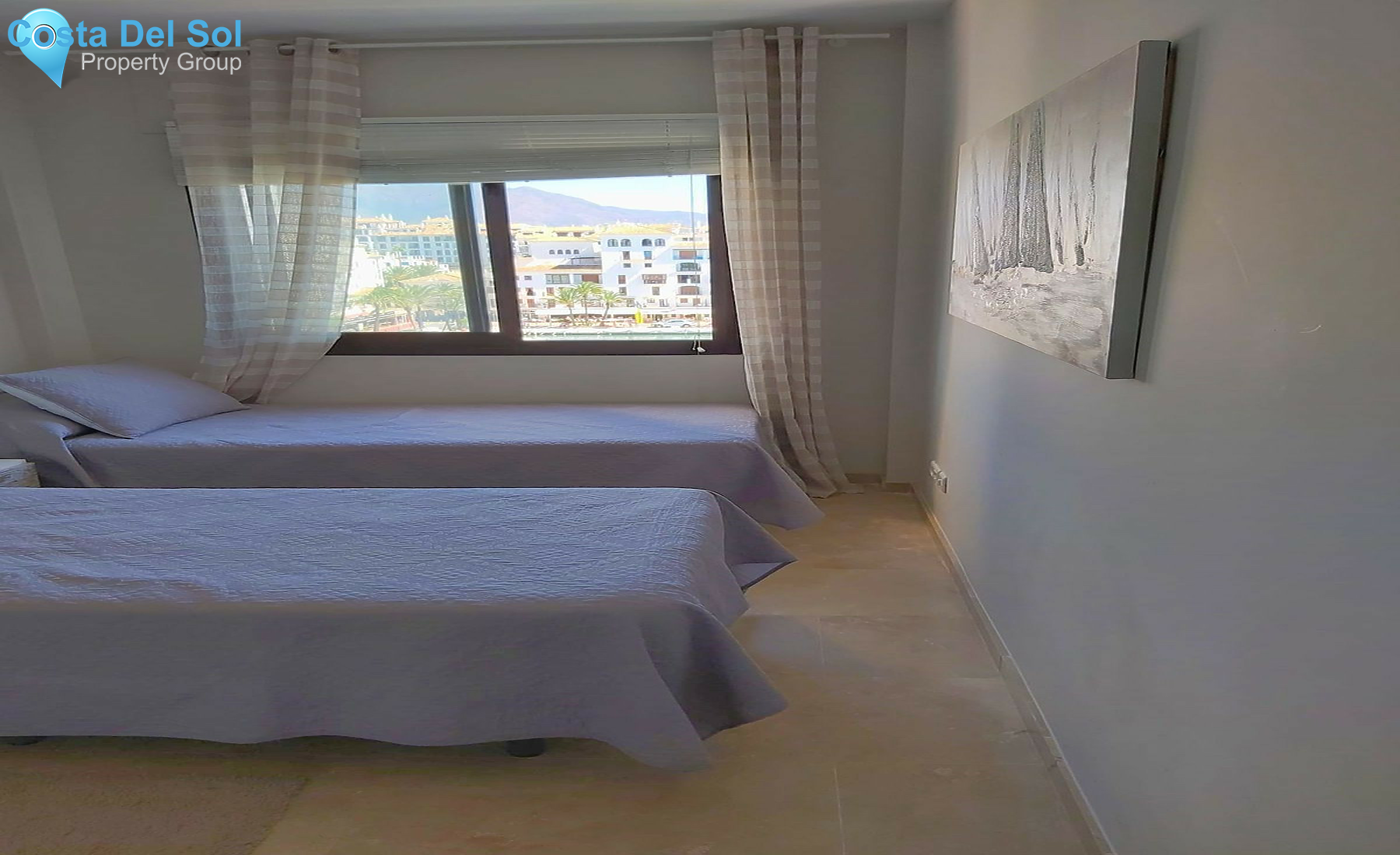 Top Floor Apartment in La Duquesa