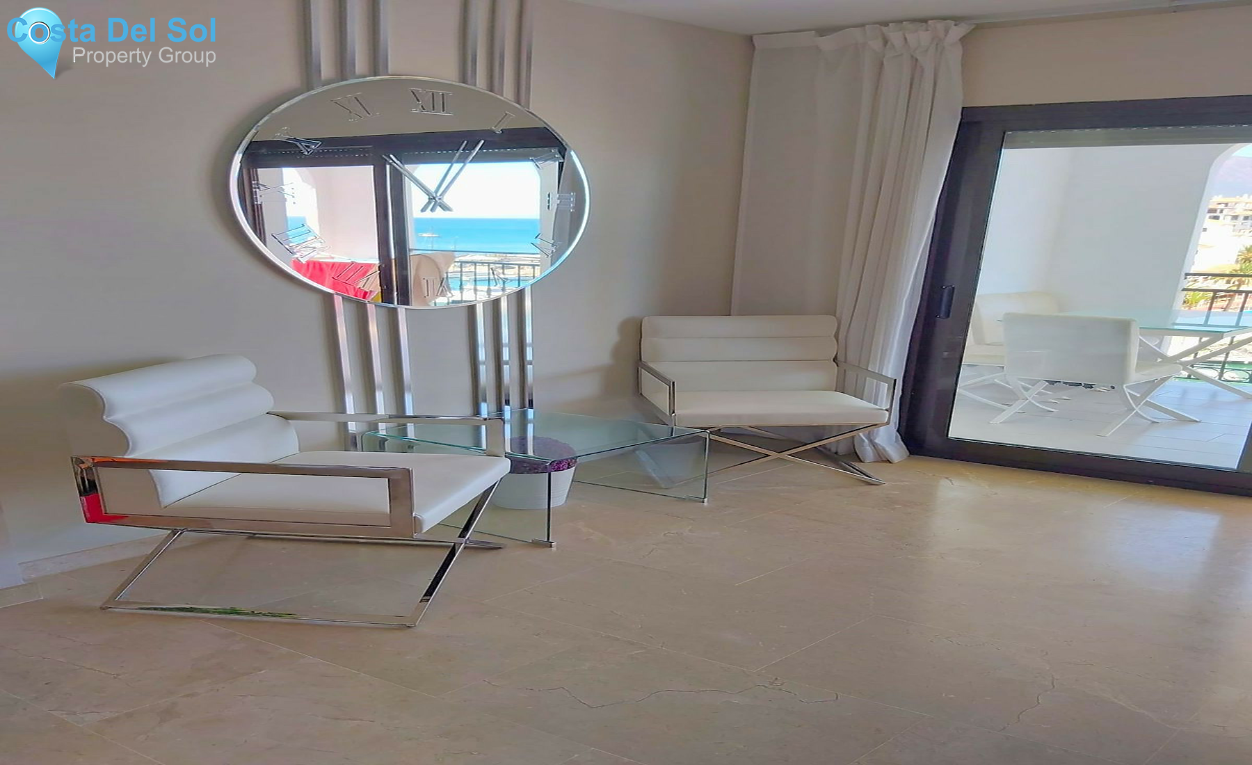 Top Floor Apartment in La Duquesa-1402031