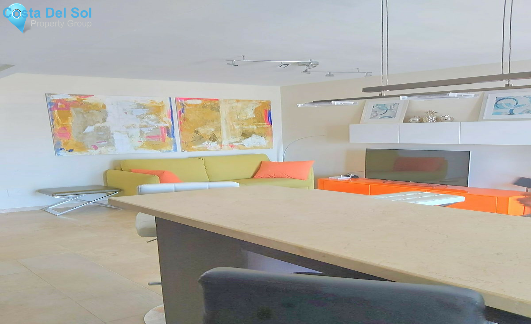 Top Floor Apartment in La Duquesa-1402021