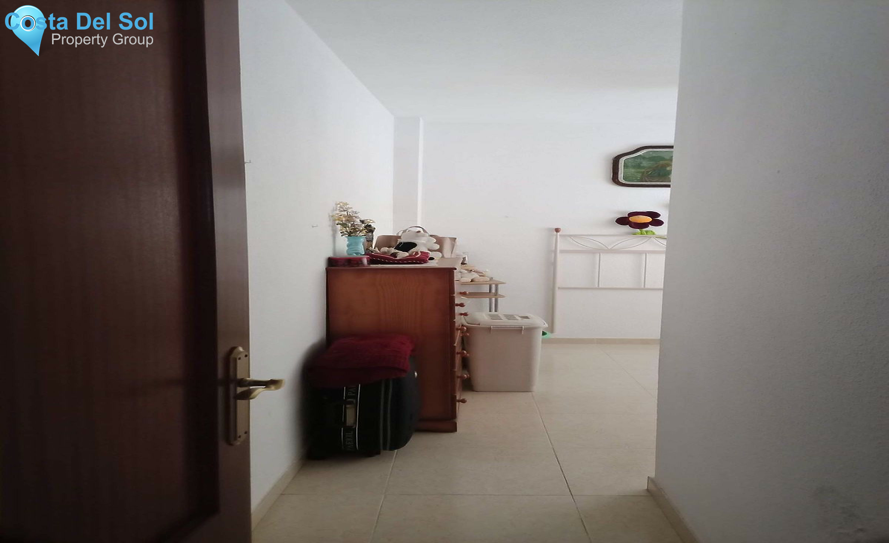 Top Floor Apartment in Las Lagunas-1283685