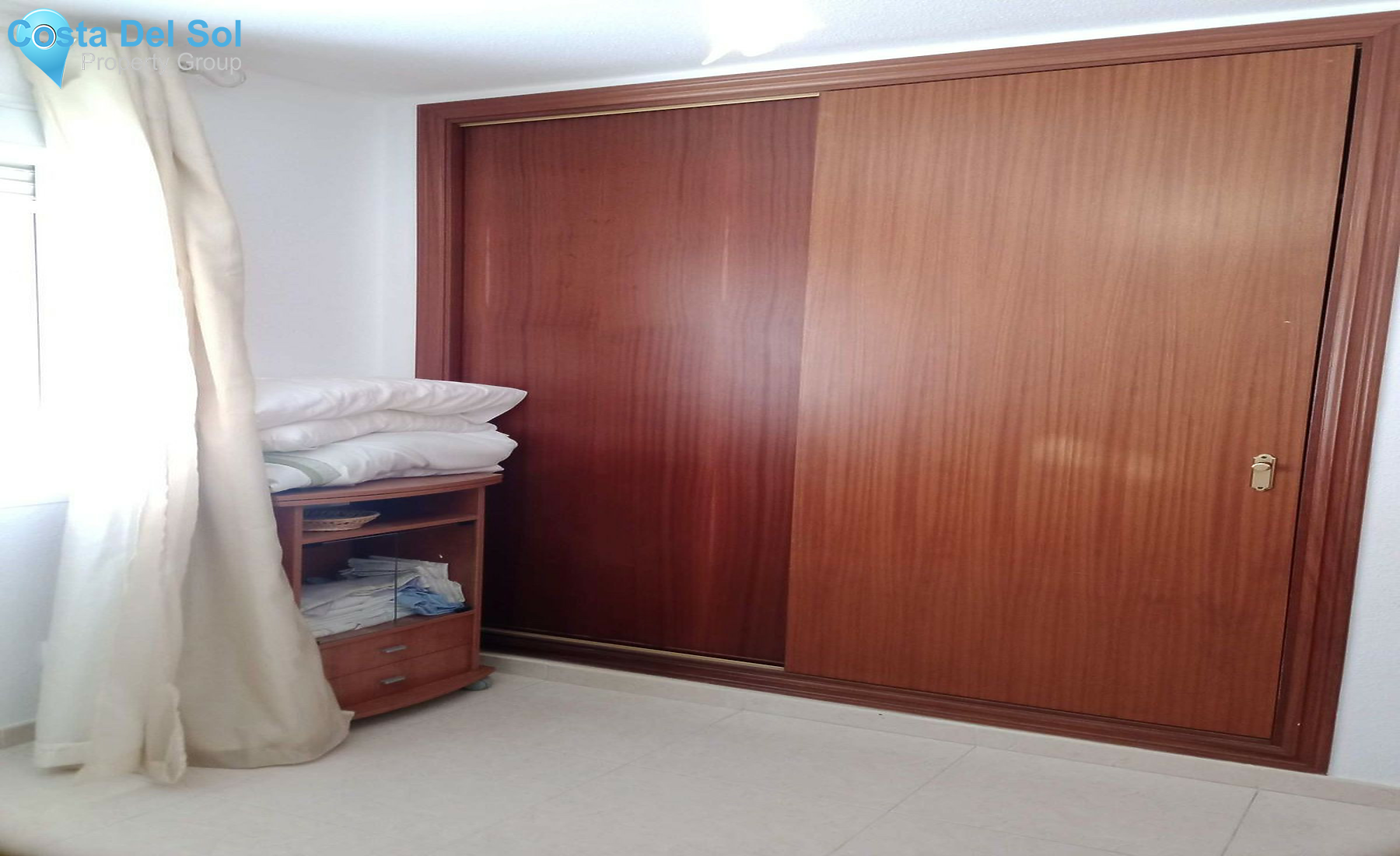 Top Floor Apartment in Las Lagunas-1283686