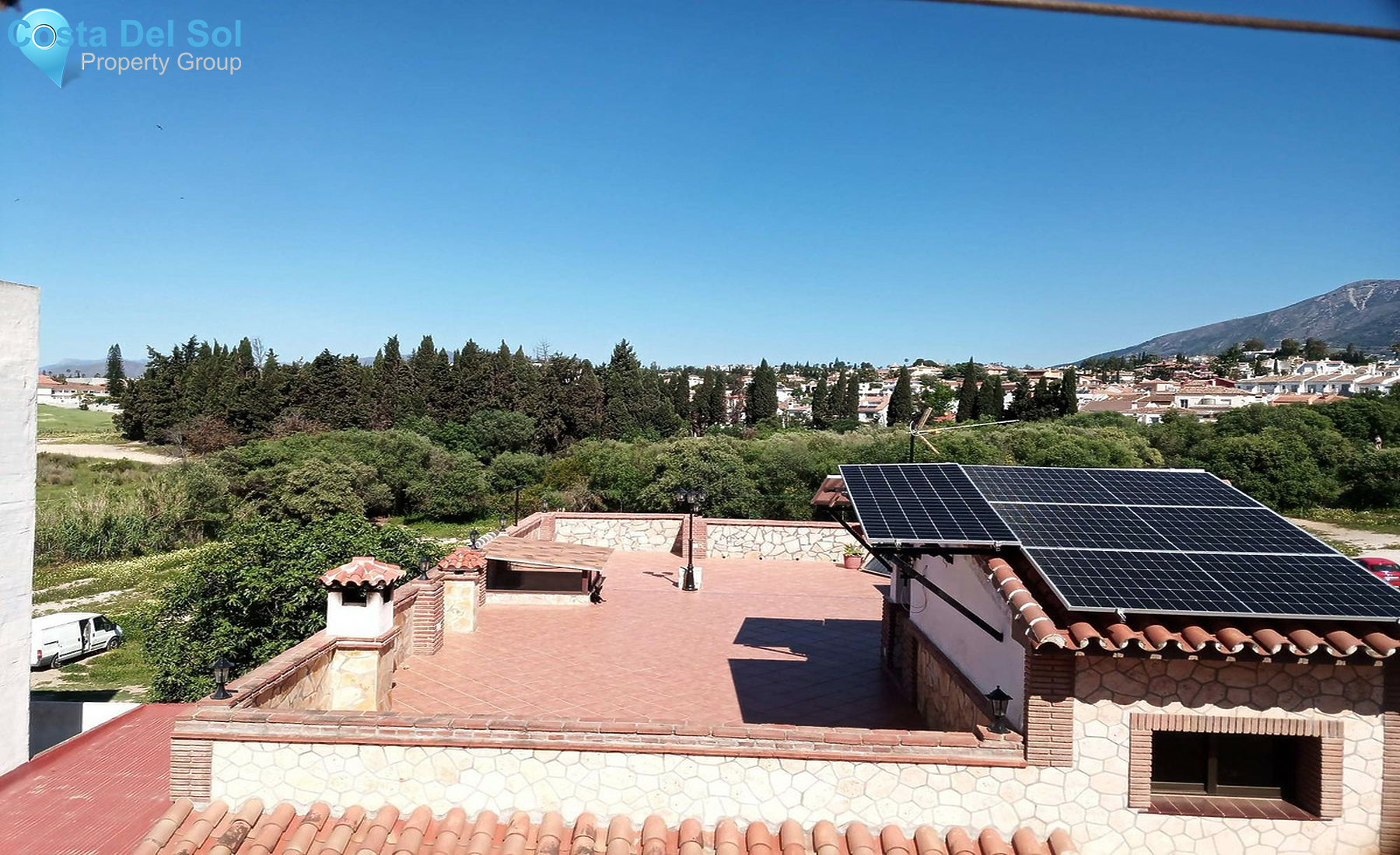 Top Floor Apartment in Las Lagunas-1283692