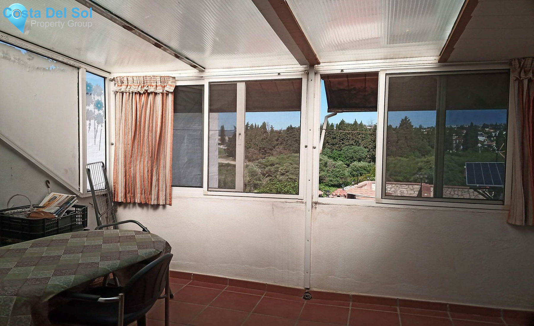 Top Floor Apartment in Las Lagunas-1283676