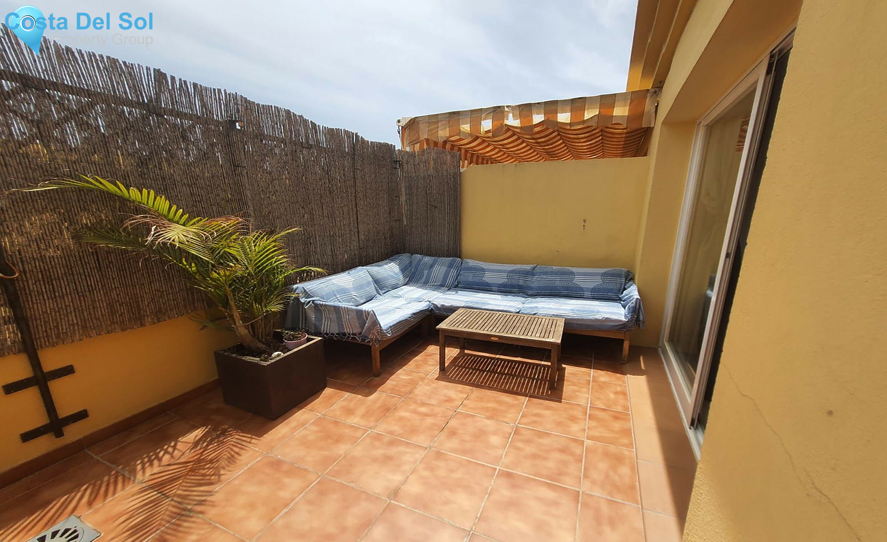 Top Floor Apartment in Las Lagunas-1363234