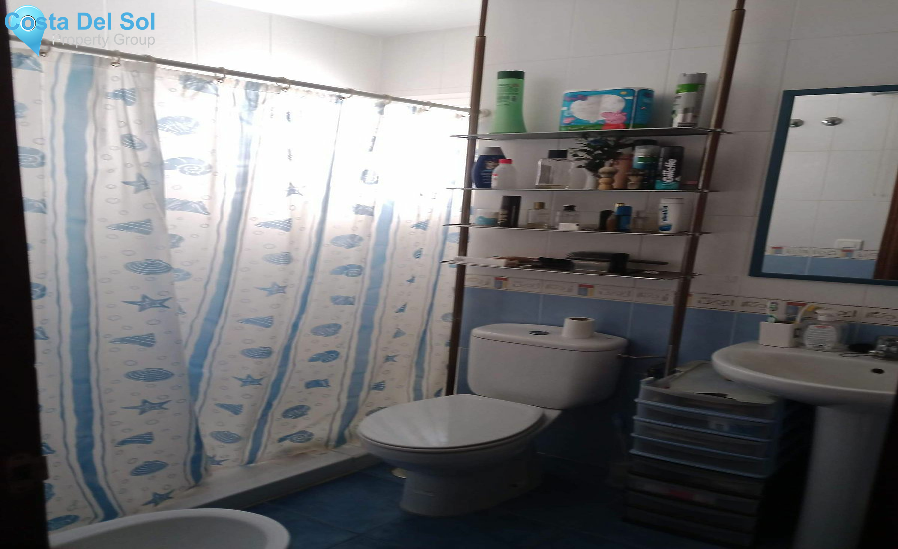 Top Floor Apartment in Las Lagunas-1130999