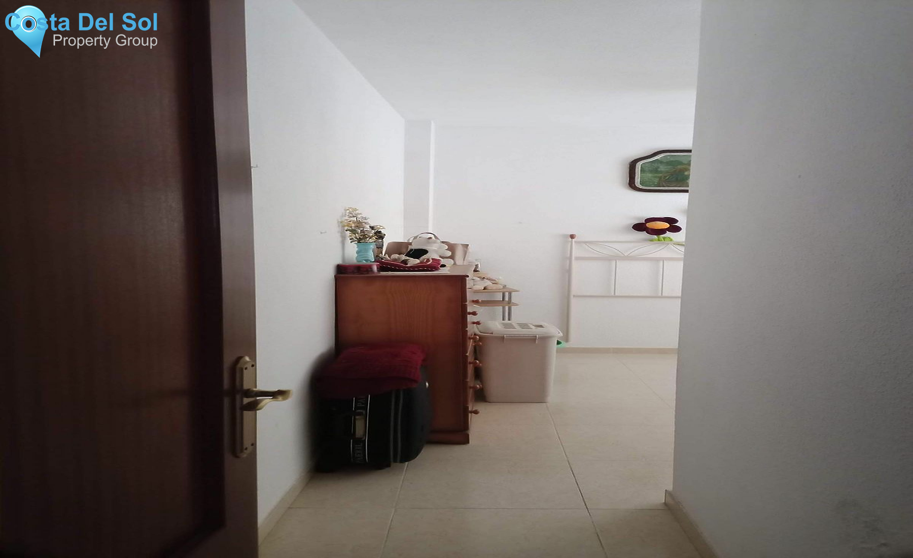 Top Floor Apartment in Las Lagunas-1131001