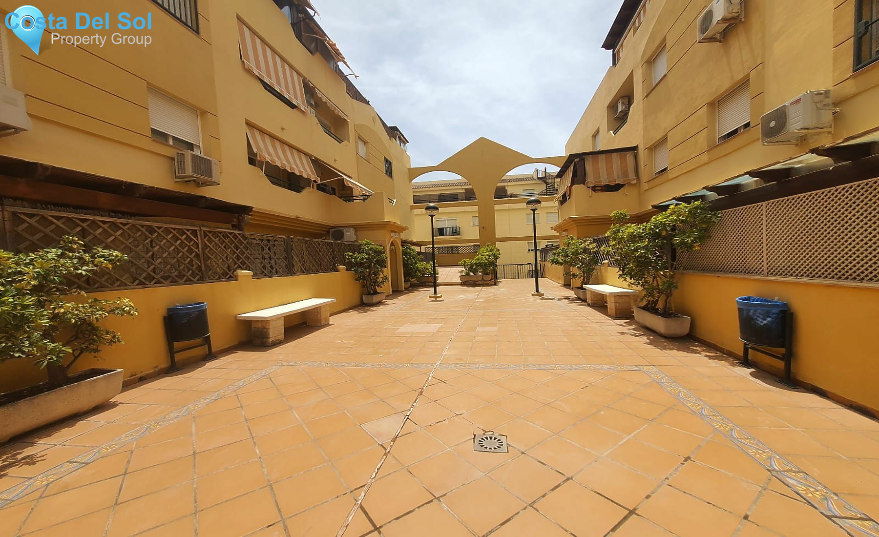 Top Floor Apartment in Las Lagunas-1391167