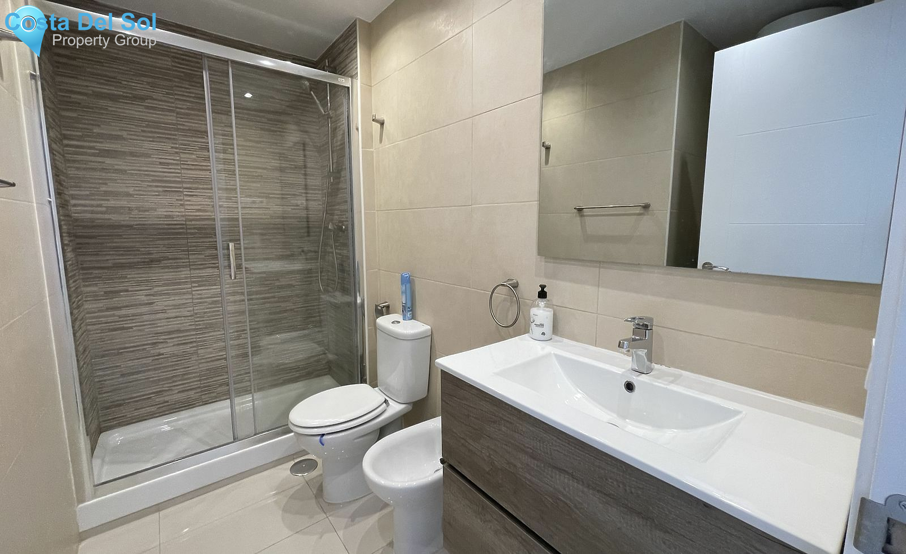 Top Floor Apartment in Los Alamos-1131450