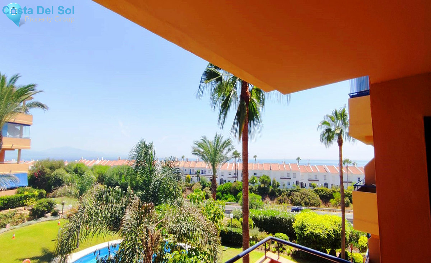 Top Floor Apartment in Manilva
