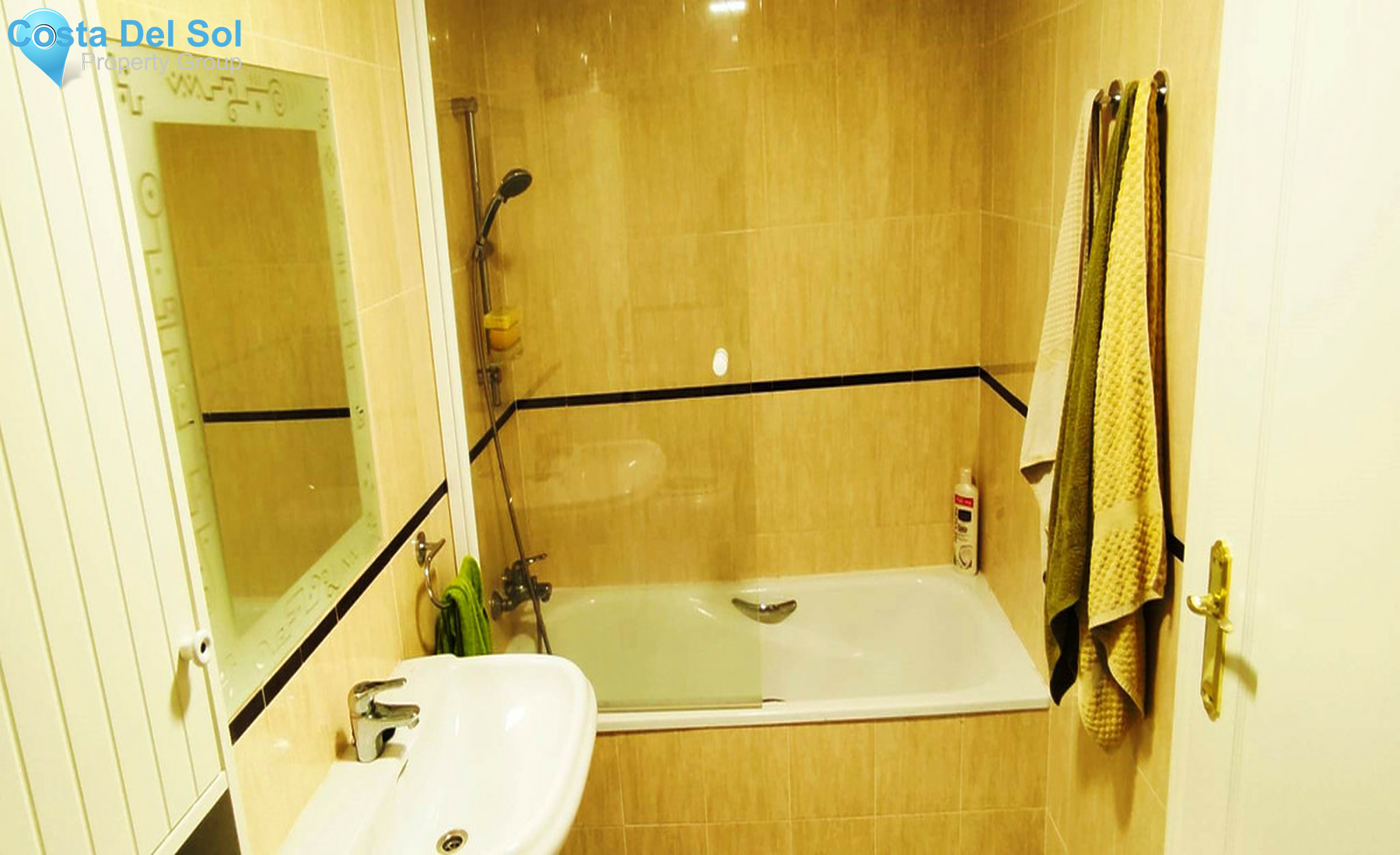 Top Floor Apartment in Manilva-1278937