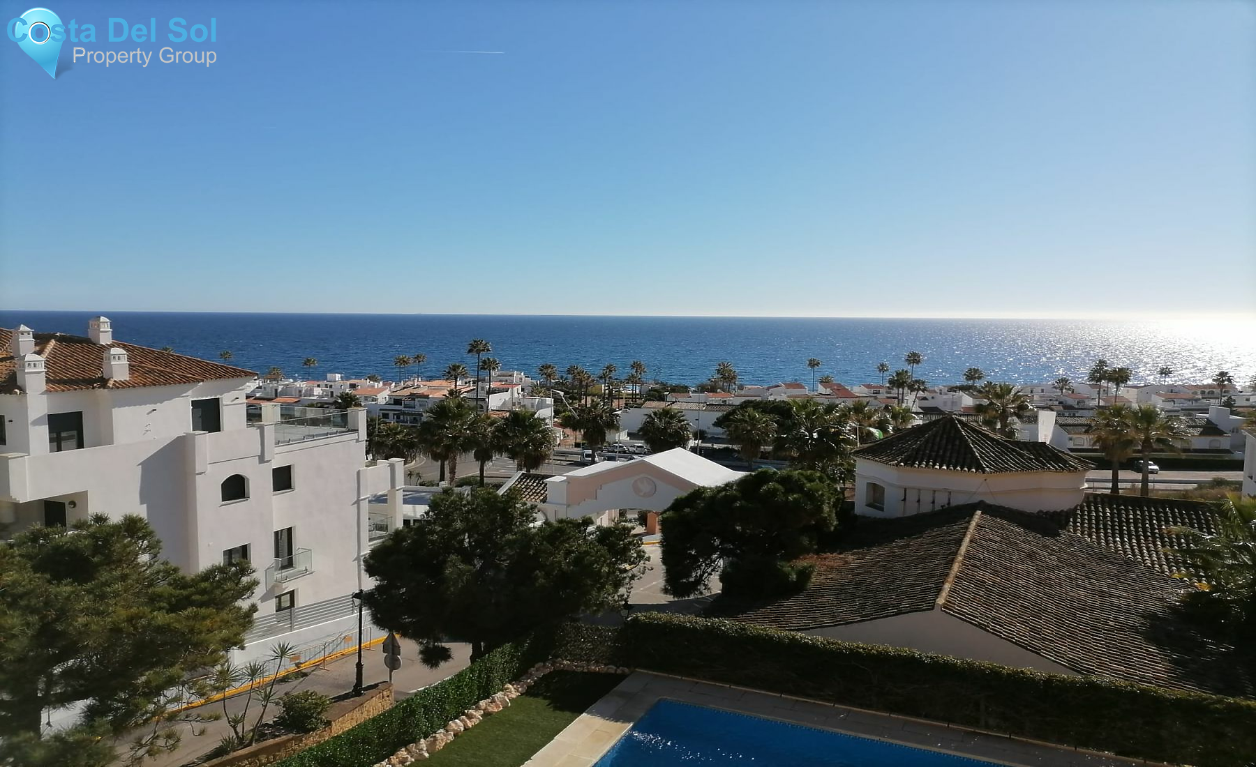 Top Floor Apartment in Manilva