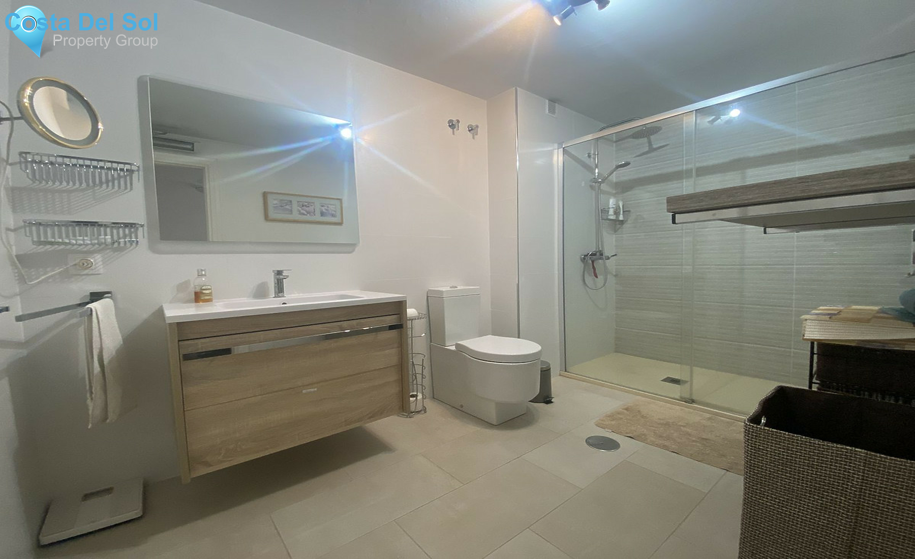 Top Floor Apartment in Marbella-1235220