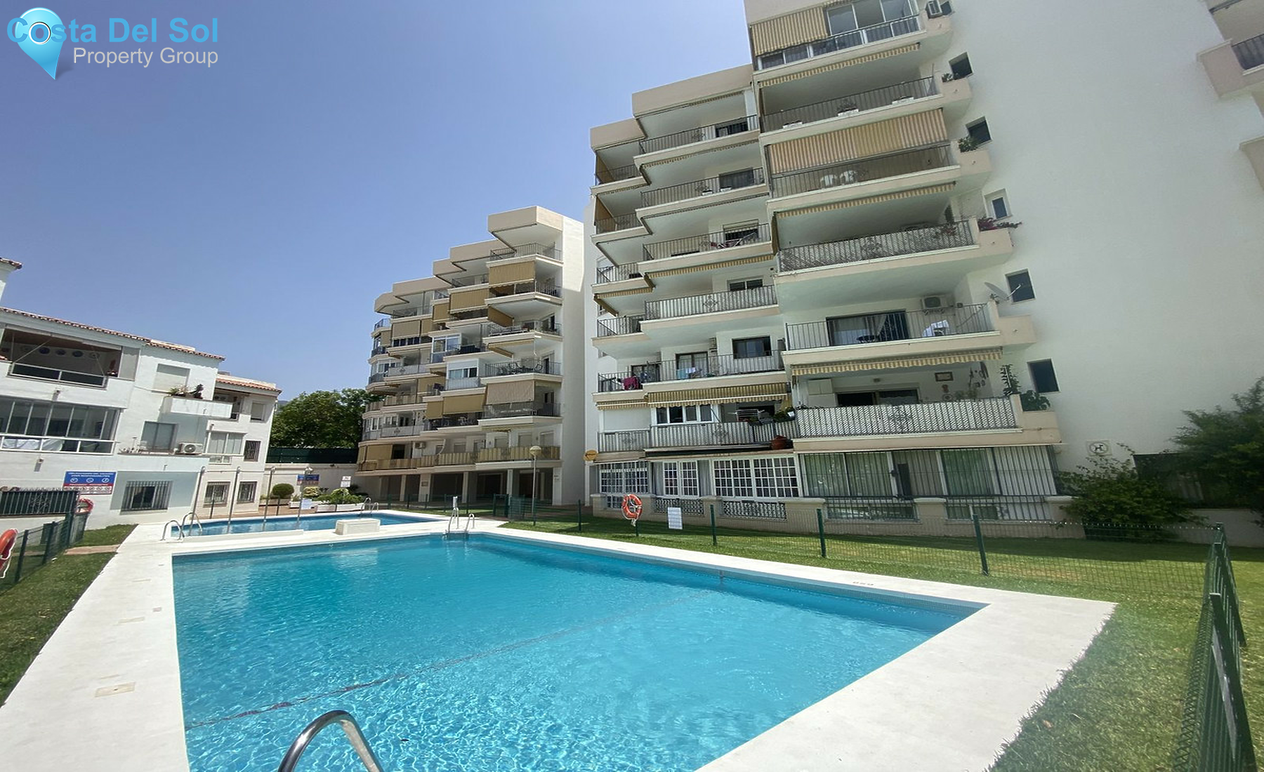 Top Floor Apartment in Marbella-1235211
