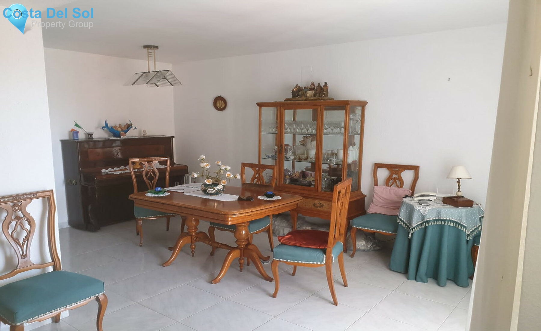 Top Floor Apartment in Marbella-1414176