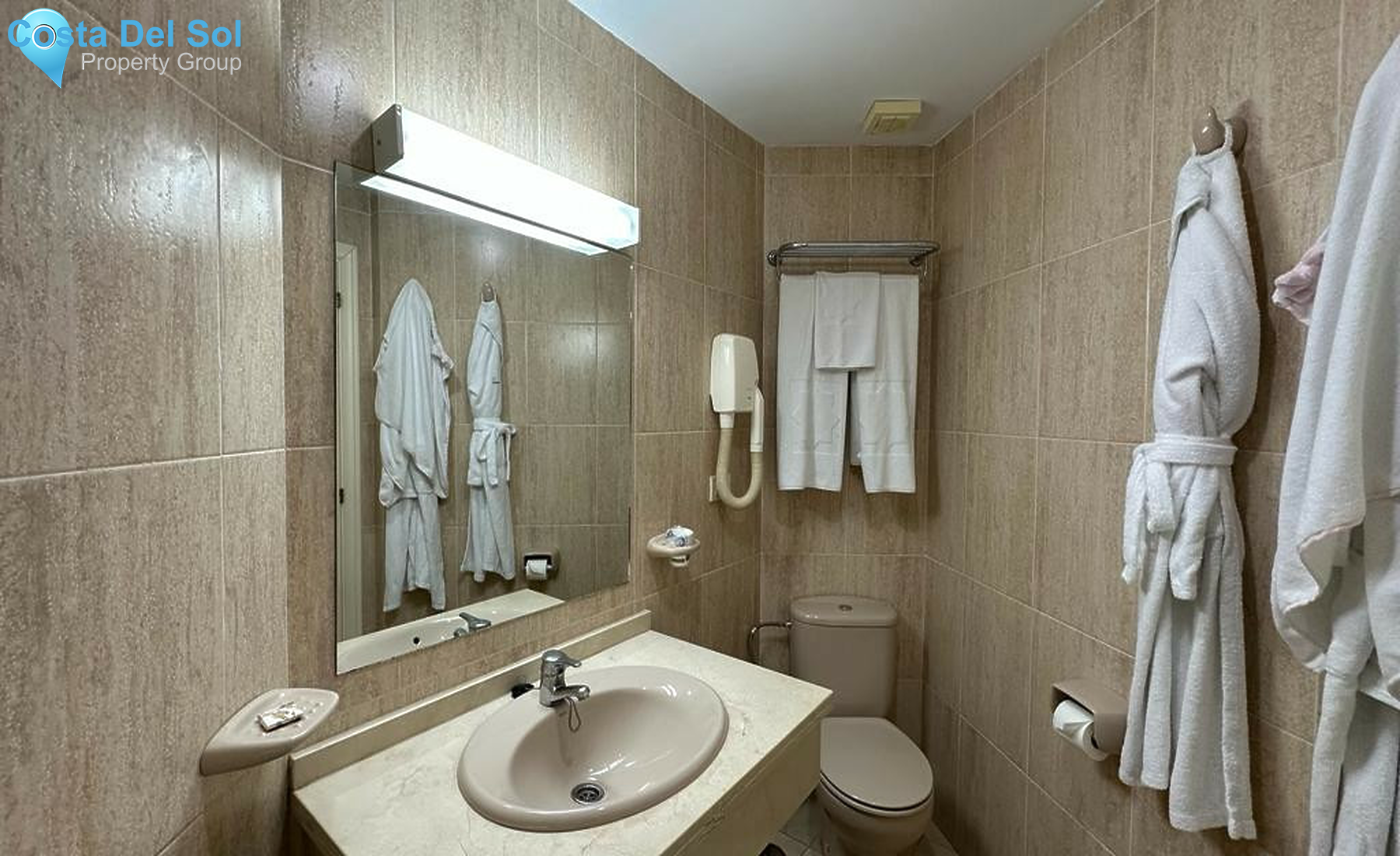 Top Floor Apartment in Marbella-1522484