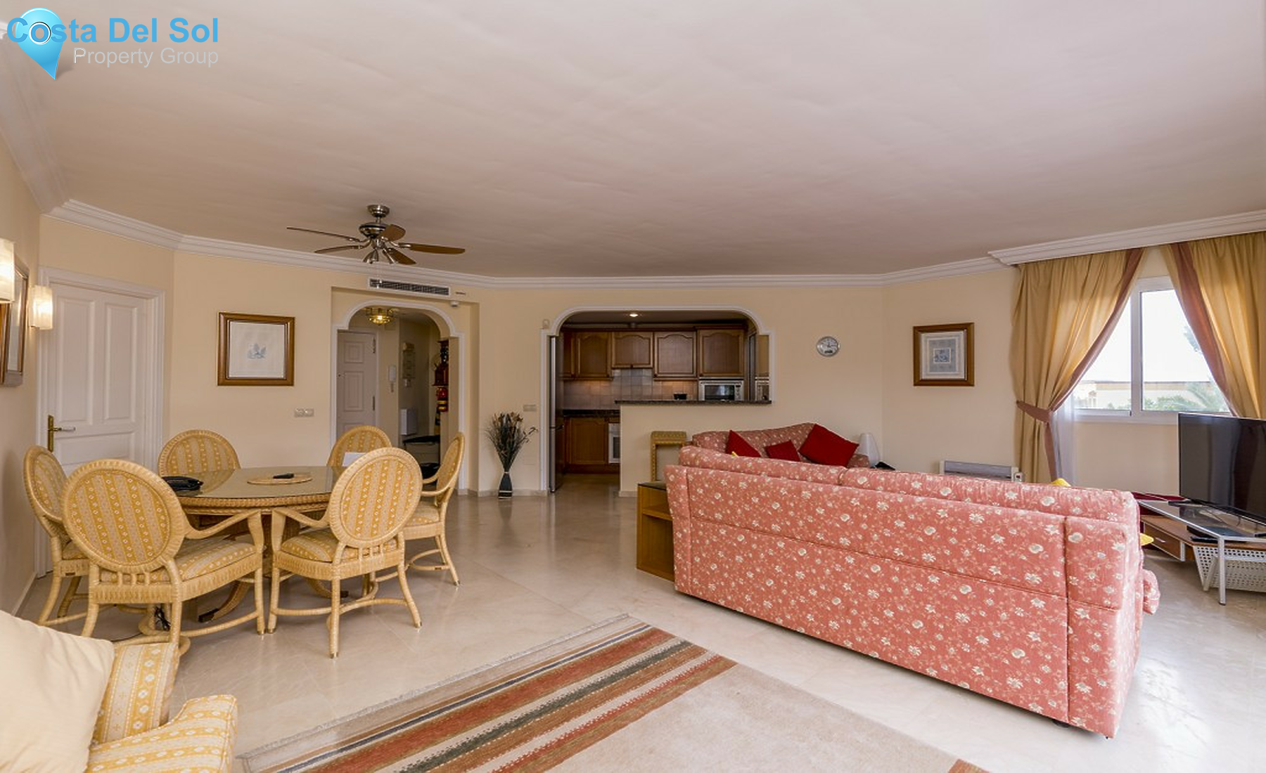 Top Floor Apartment in Marbella-1522479