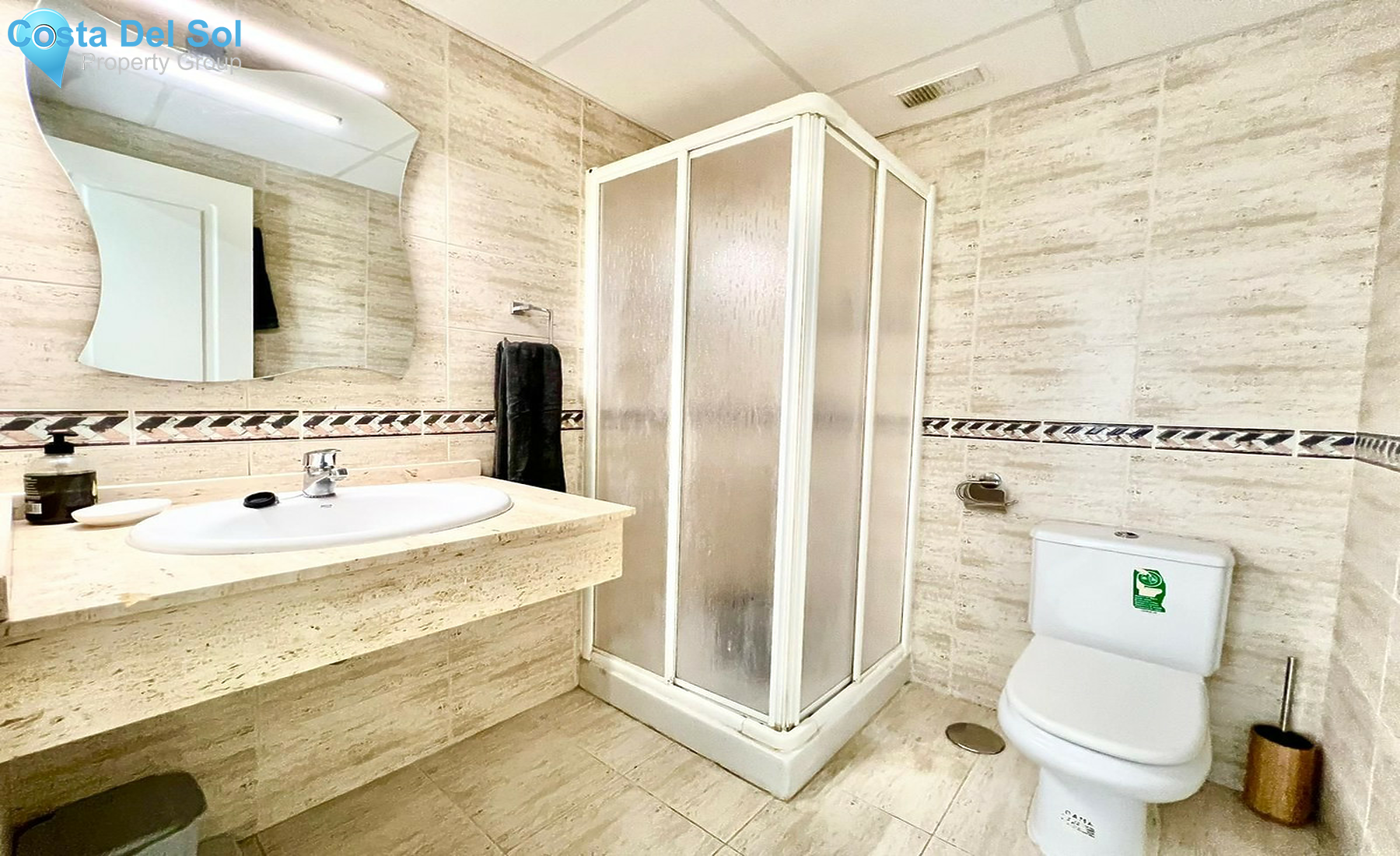 Top Floor Apartment in Marbella-1541948