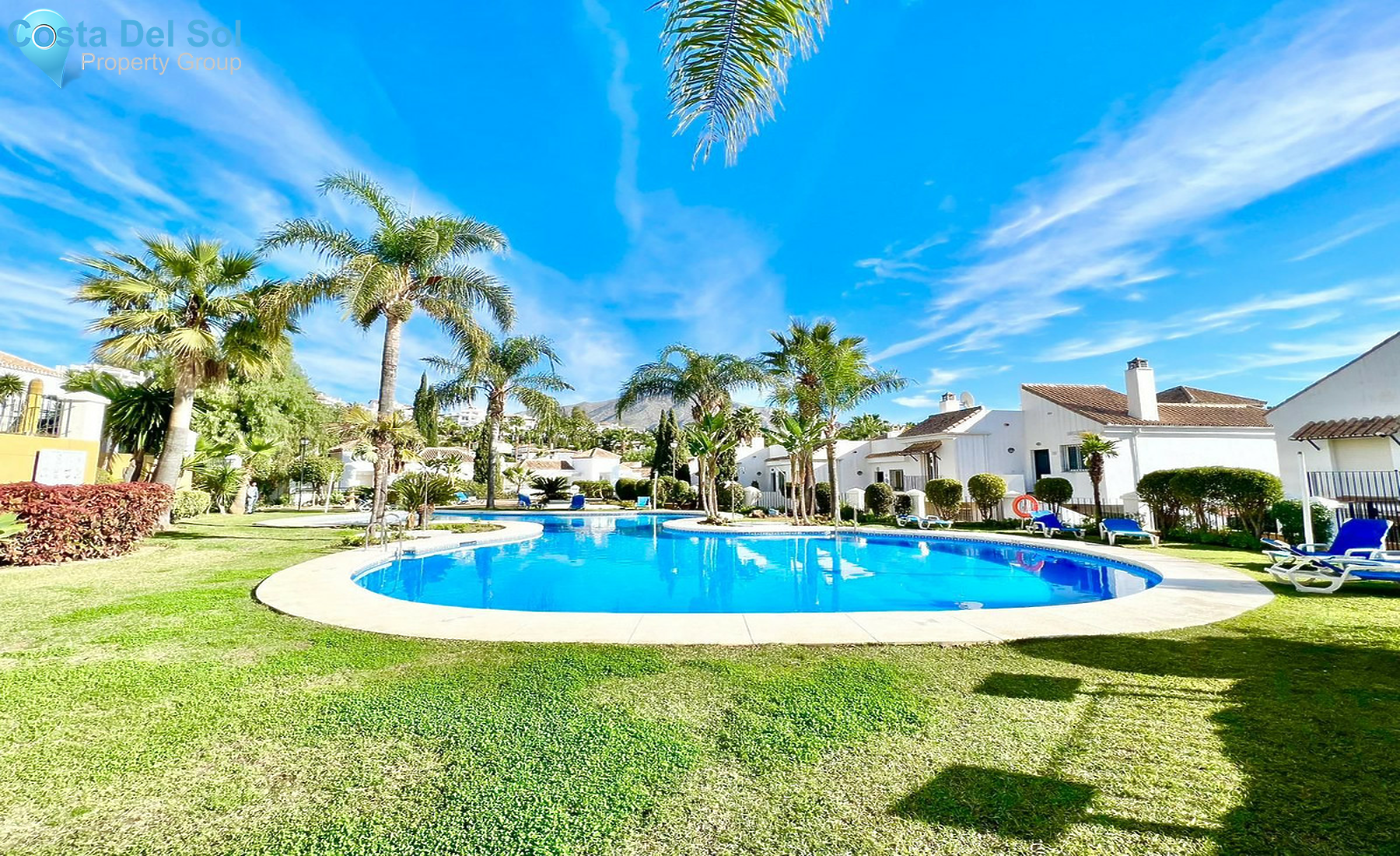 Top Floor Apartment in Marbella-1541933