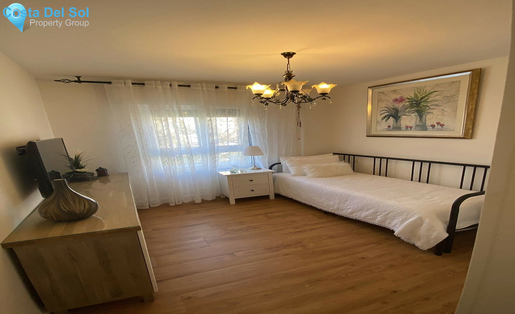 Top Floor Apartment in Marbella-1543388