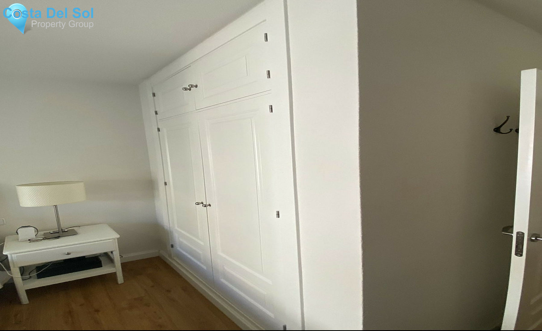 Top Floor Apartment in Marbella-1543386