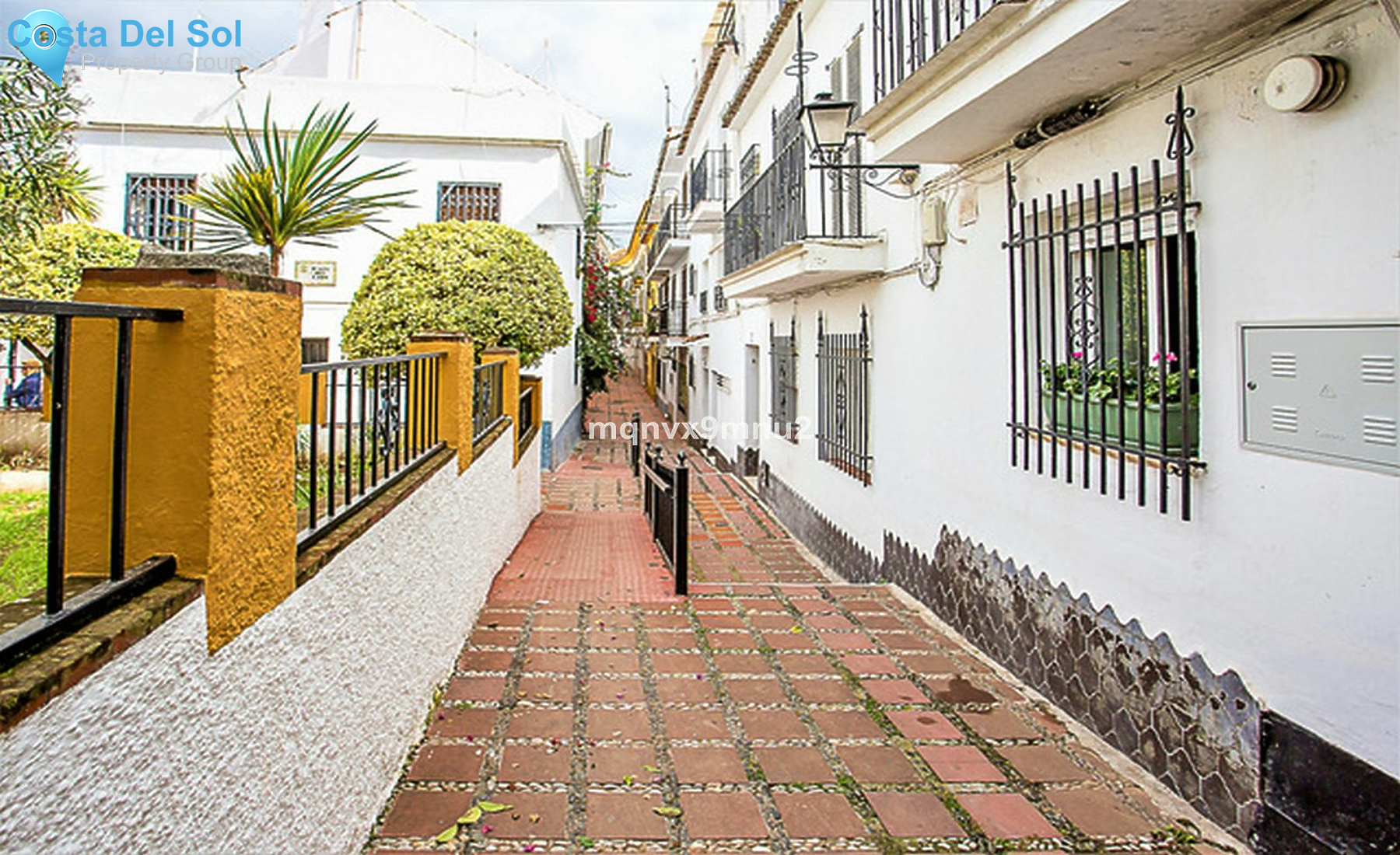 Top Floor Apartment in Marbella-1189995