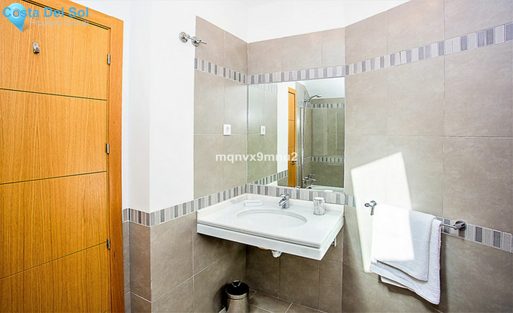 Top Floor Apartment in Marbella-1190005