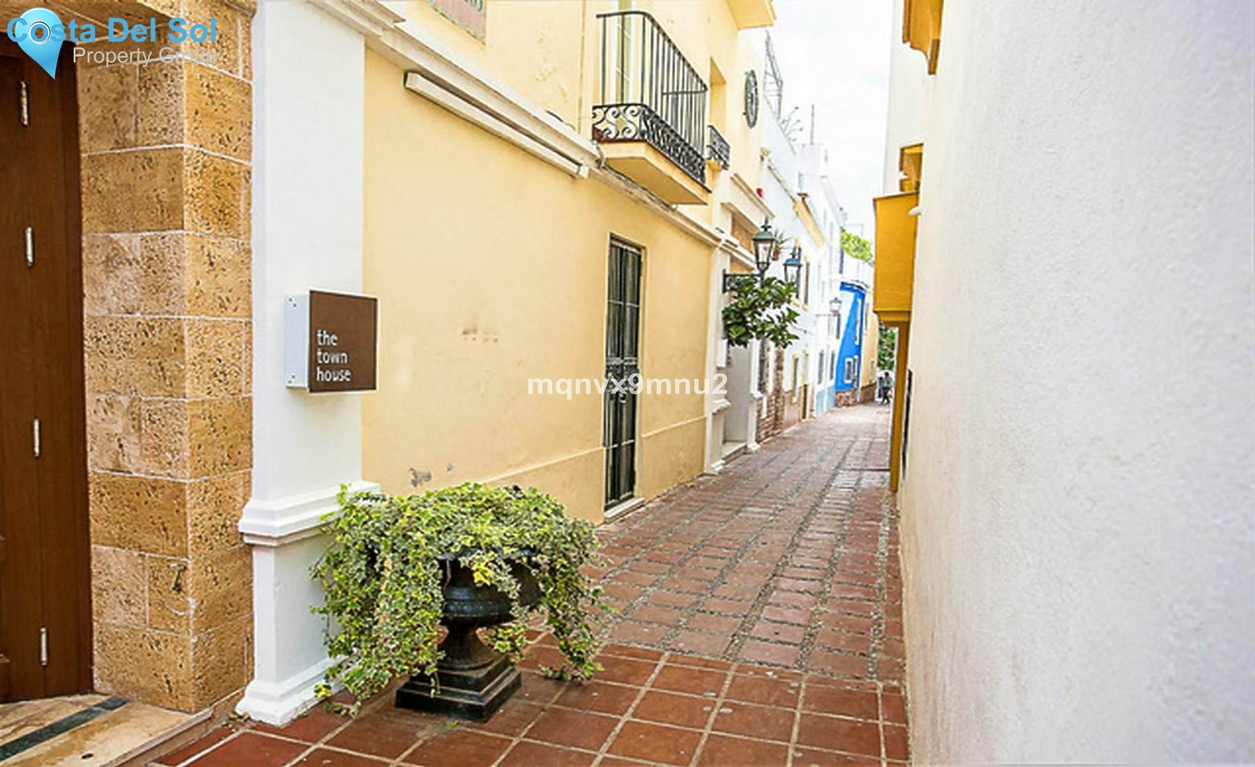 Top Floor Apartment in Marbella-1190009