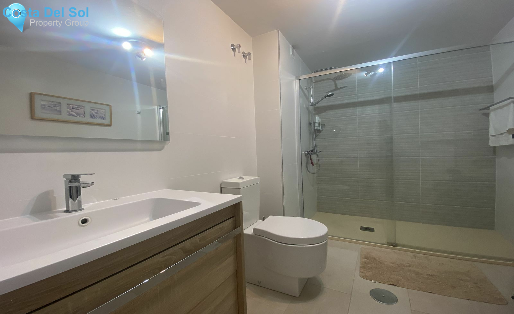 Top Floor Apartment in Marbella-1386350