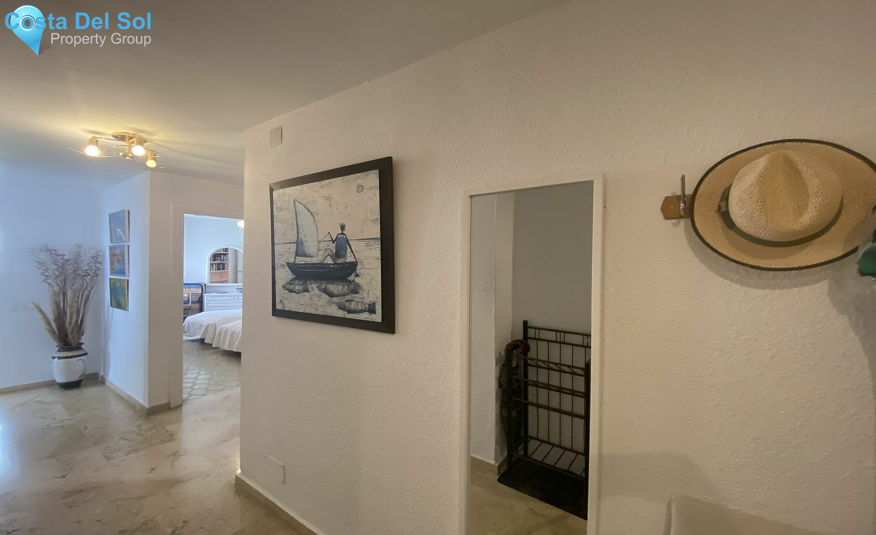 Top Floor Apartment in Marbella-1386354