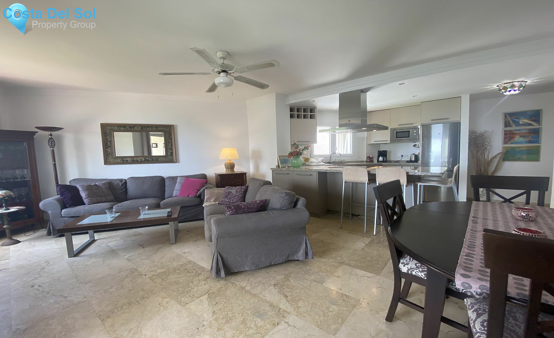 Top Floor Apartment in Marbella-1386342