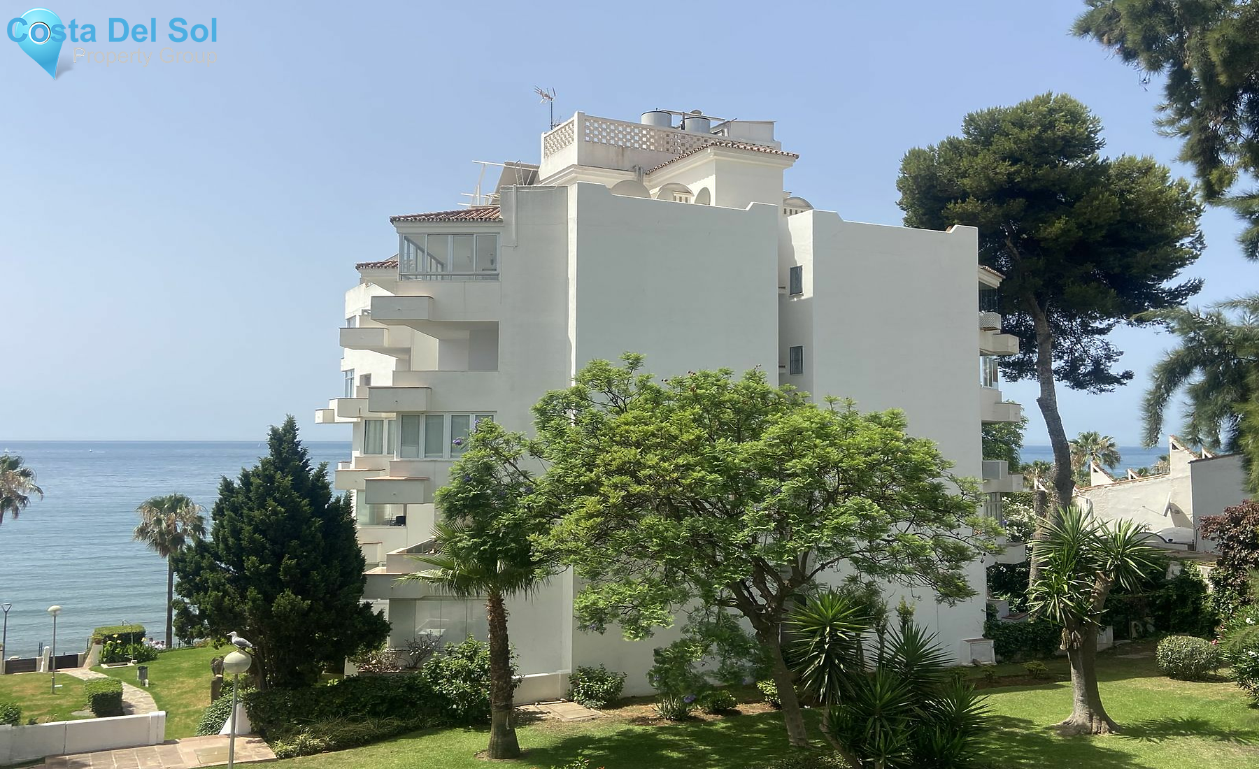 Top Floor Apartment in Marbella-1386346