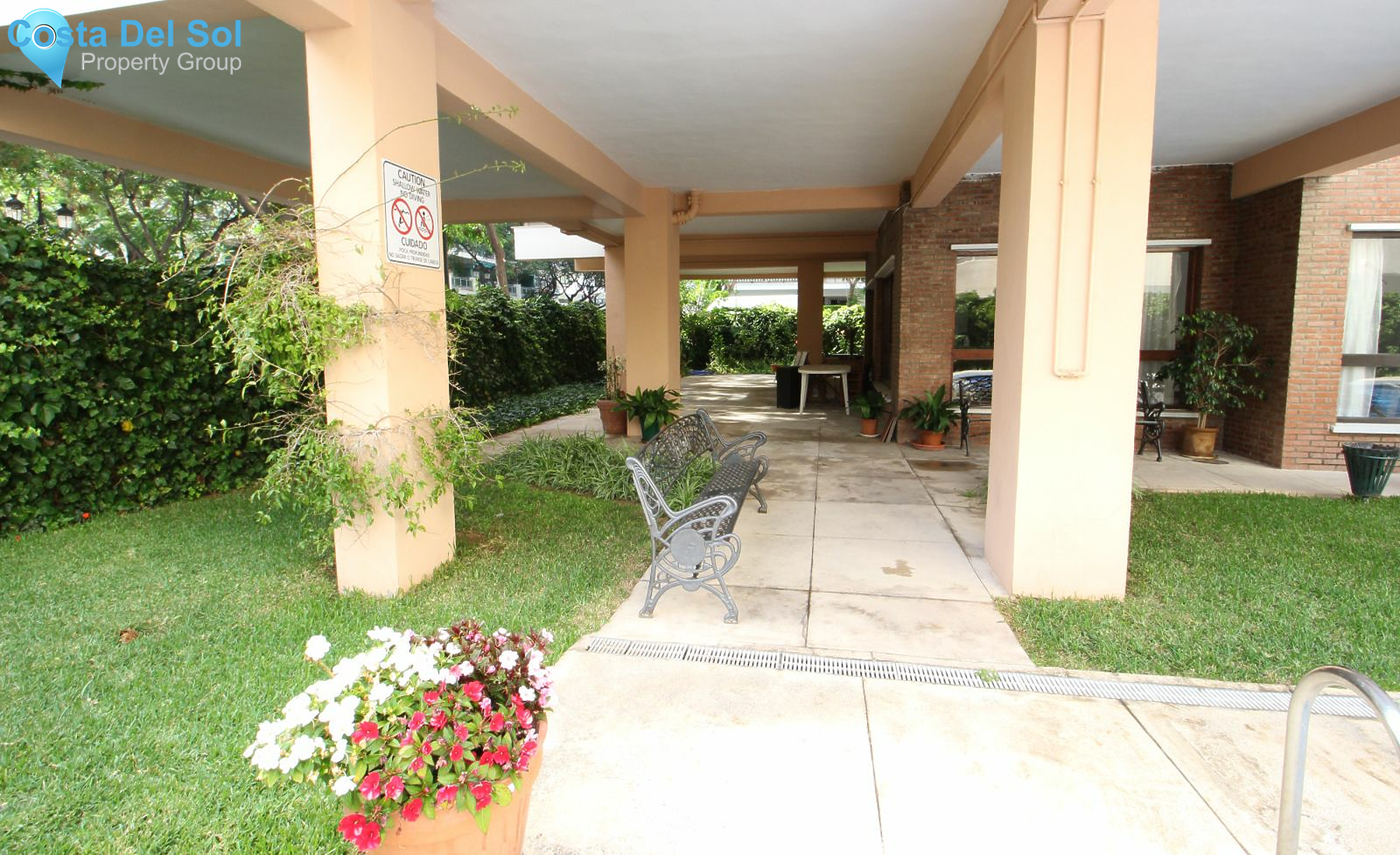 Top Floor Apartment in Marbella-1430770