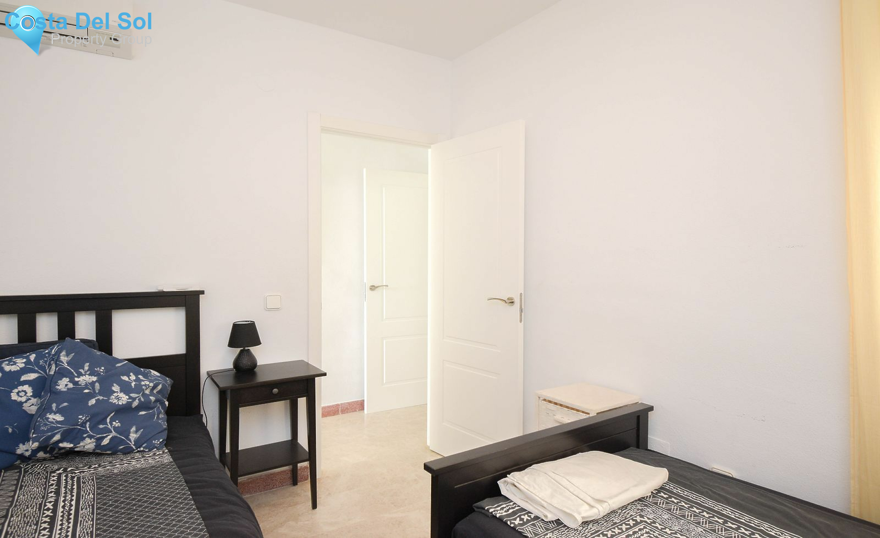 Top Floor Apartment in Marbella-1497760