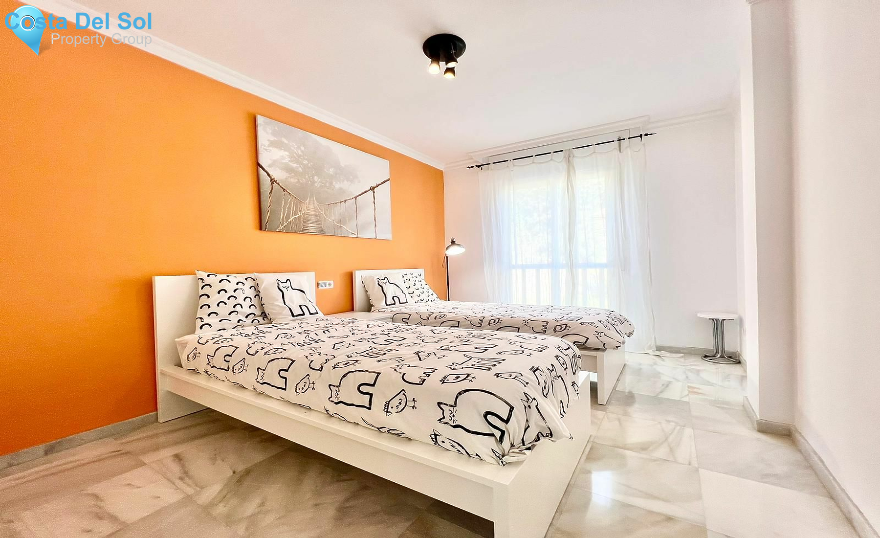 Top Floor Apartment in Marbella-1548806