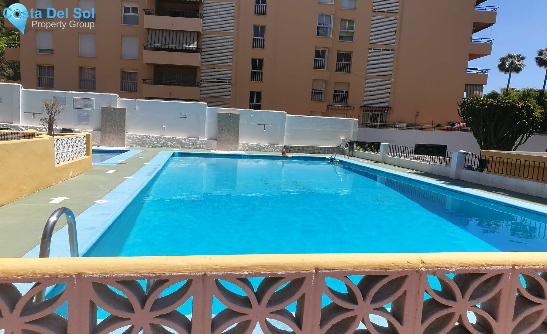 Top Floor Apartment in Marbella-1553312