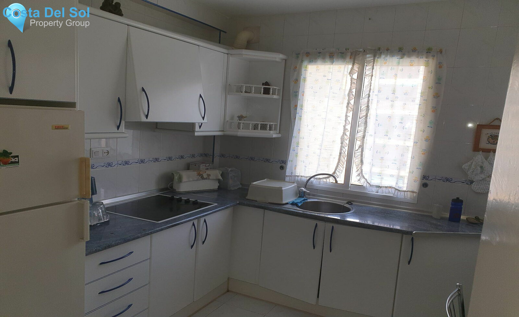 Top Floor Apartment in Marbella-1553322