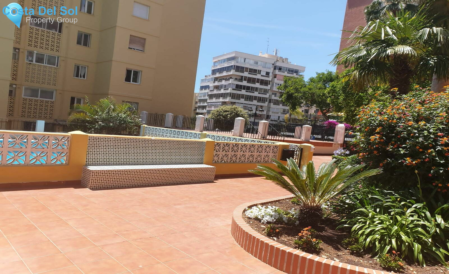 Top Floor Apartment in Marbella-1553315