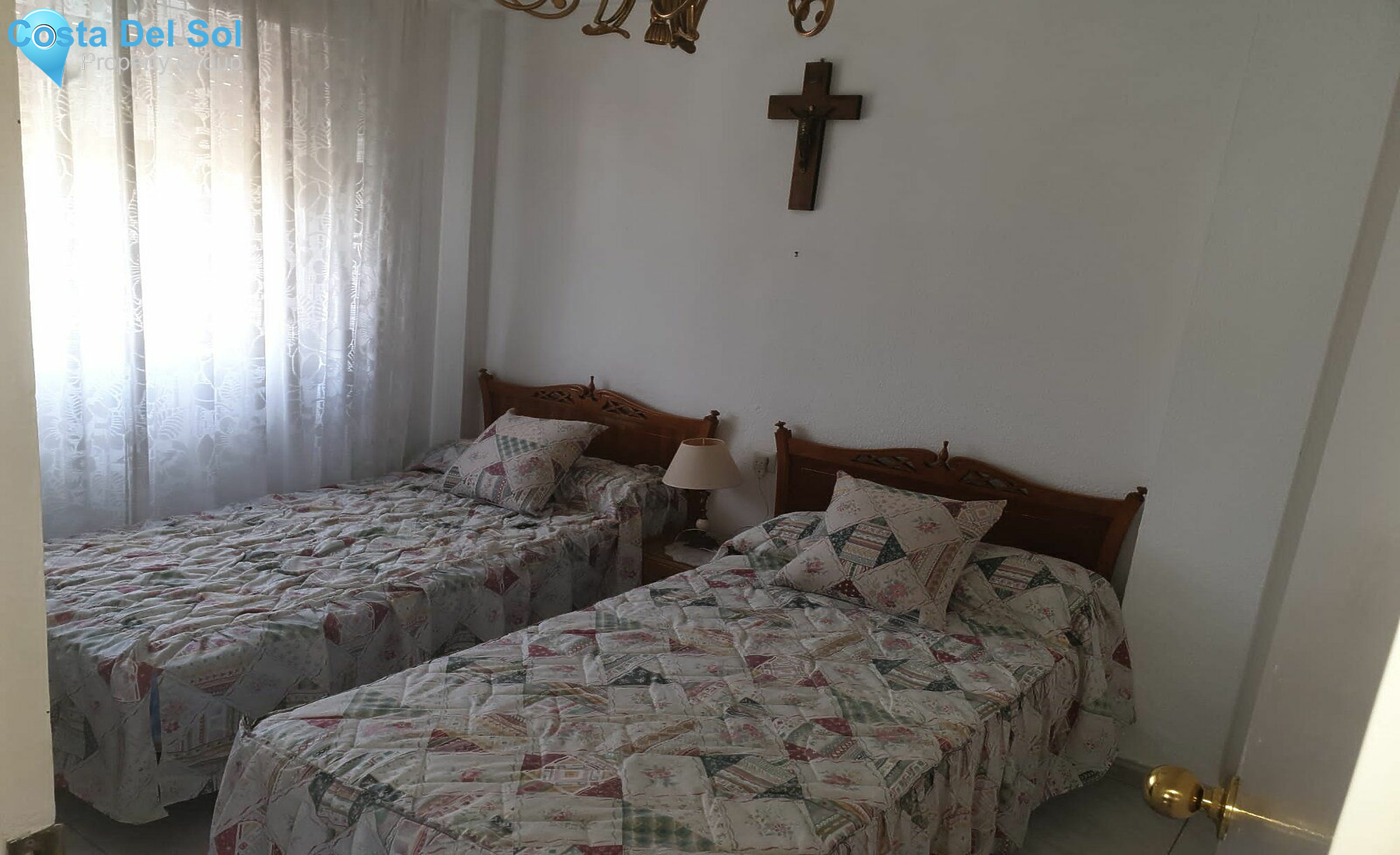 Top Floor Apartment in Marbella-1553320